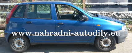 Fiat Punto modrá metalíza na díly Brno / nahradni-autodily.eu