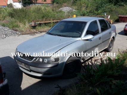 Opel Vectra 1,6 benzín 74kw 1996 na náhradní díly Brno / nahradni-autodily.eu