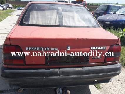 Renault 19 CHAMADE 1990 1,9 nafta 47kw na náhradní díly Brno / nahradni-autodily.eu