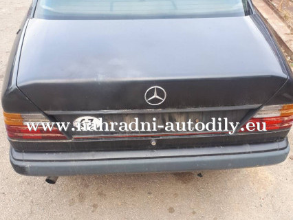 Mercedes černá na náhradní díly Brno / nahradni-autodily.eu