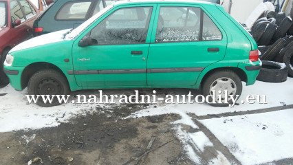 Peugeot 106 světle zelená na náhradní díly Tábor / nahradni-autodily.eu