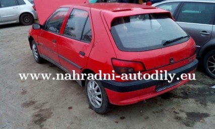 Peugeot 306 1,9 d na díly ČB