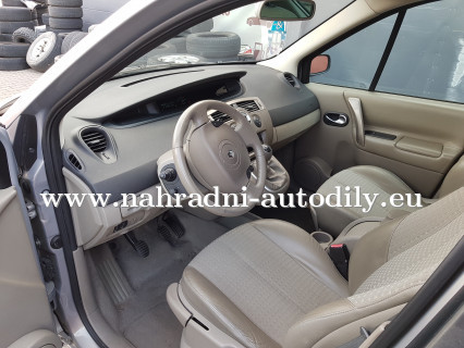 RENAULT MEGANE SCENIC GRAND 1.9 DCi, motor F9Q D8 na náhradní díly Pardubice / nahradni-autodily.eu