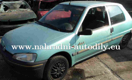 Náhradní díly z vozu Peugeot 106