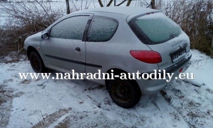 Peugeot 206 na náhradní díly ČB