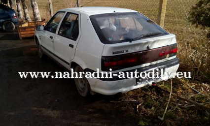 Renault 19 bílá na díly České Budějovice / nahradni-autodily.eu