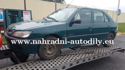 Peugeot 306 zelená na náhradní díly České Budějovice / nahradni-autodily.eu